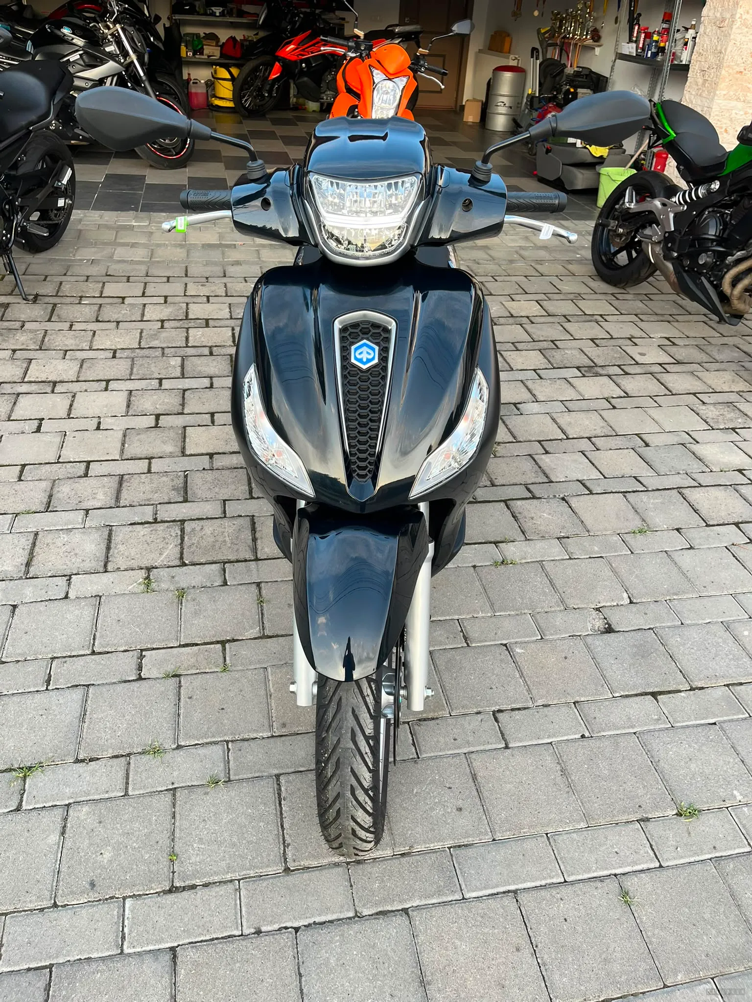 Aprilia Medley 125 ~garanție~