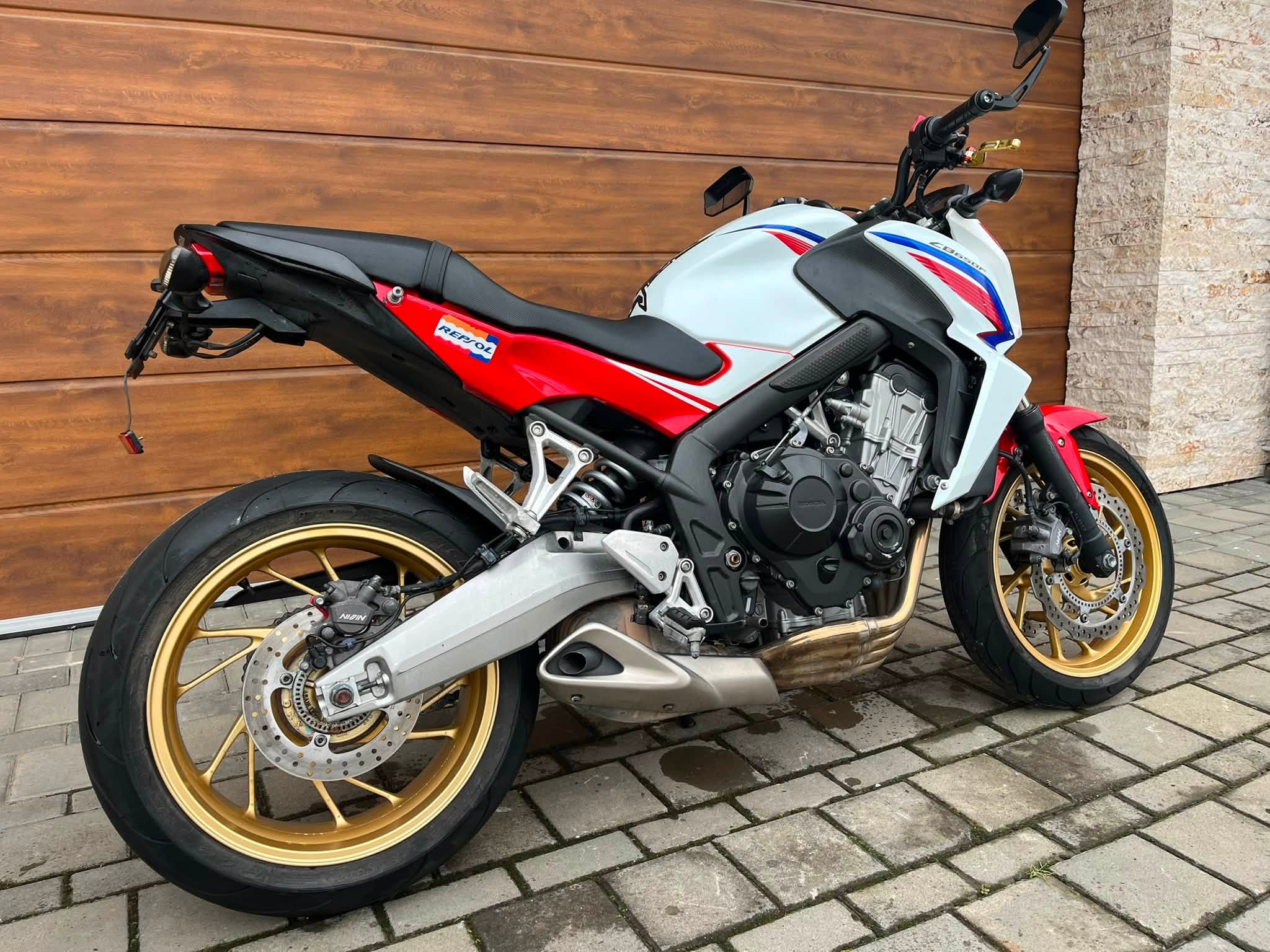 Honda CB650F