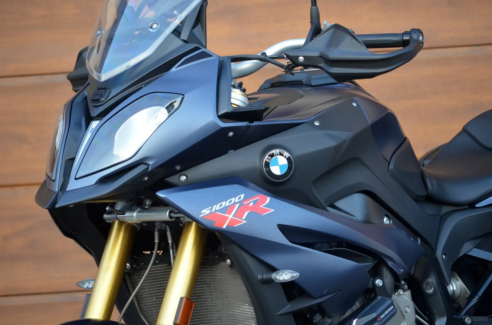 BMW S1000XR