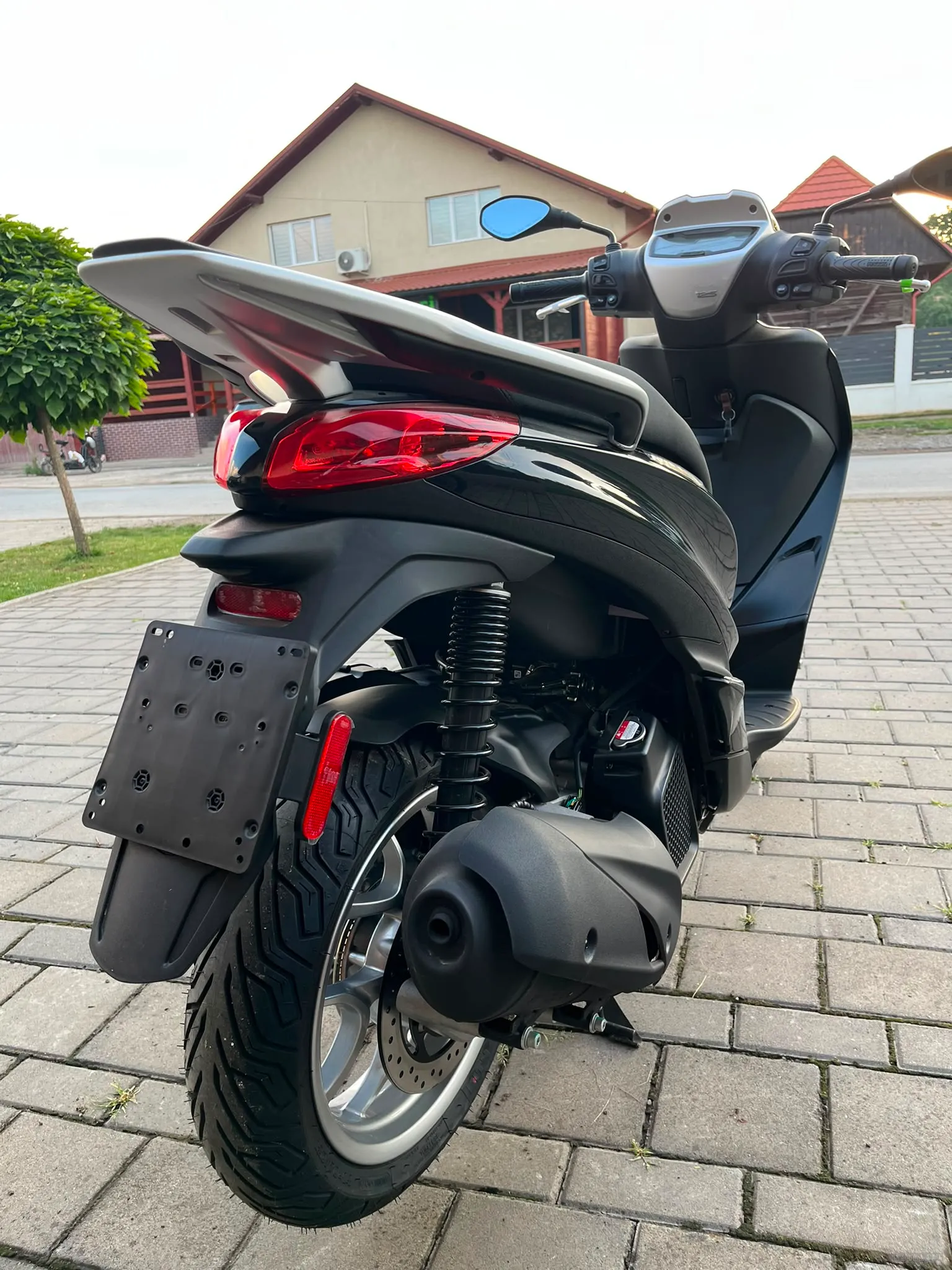 Aprilia Medley 125 ~garanție~