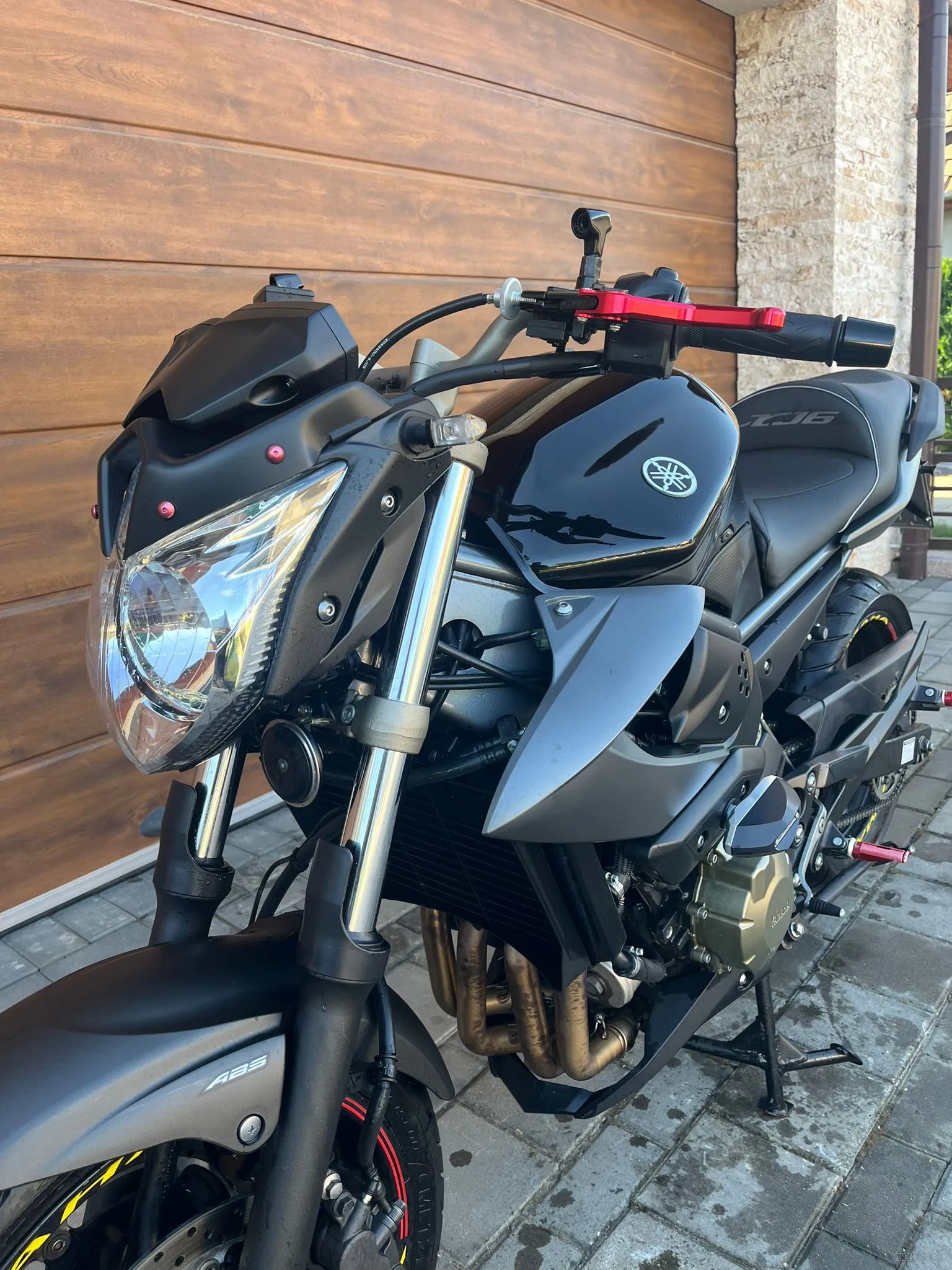 Yamaha XJ6 A2/35kw - Leo Vince ~garanție~