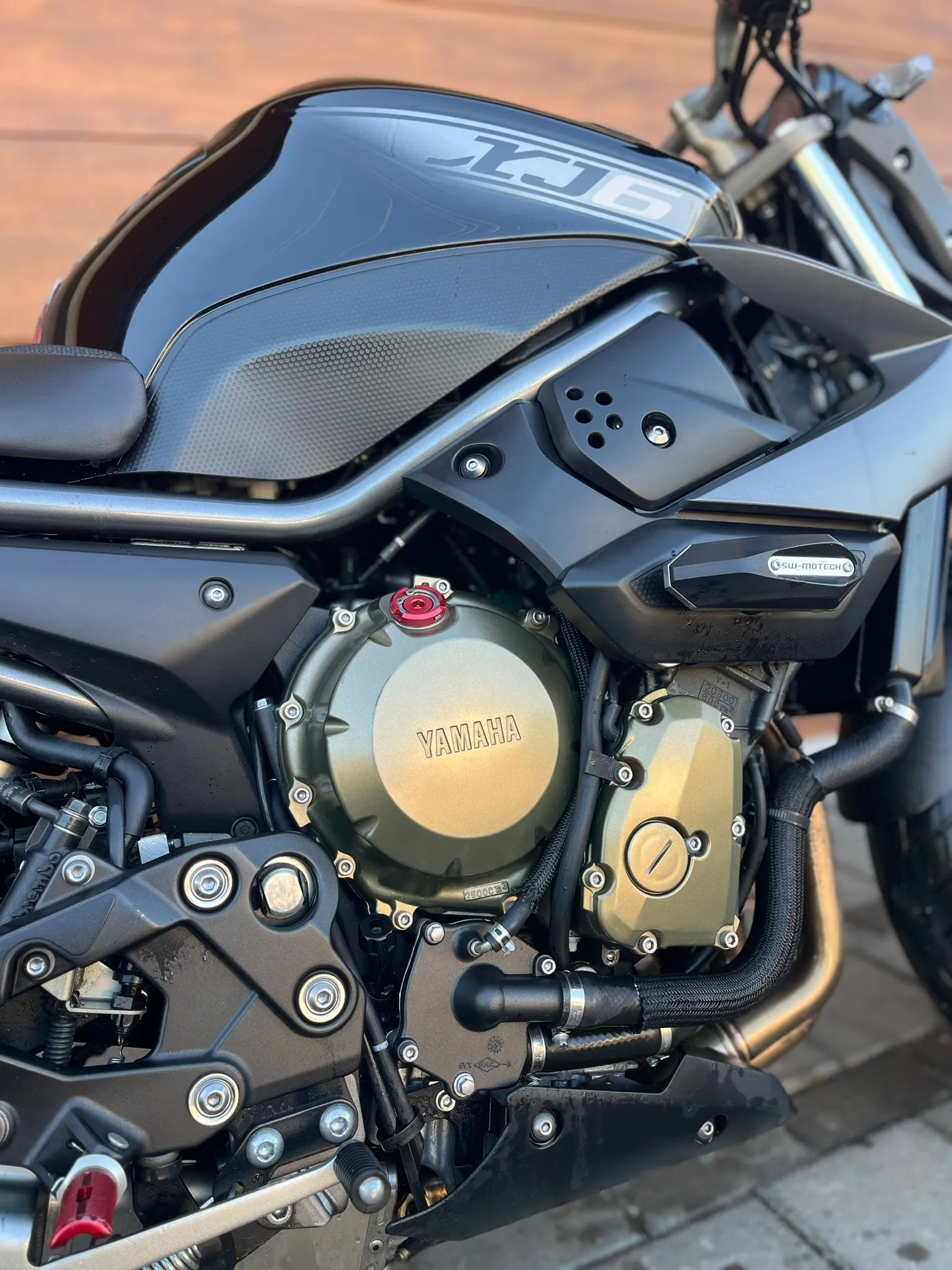 Yamaha XJ6 A2/35kw - Leo Vince ~garanție~