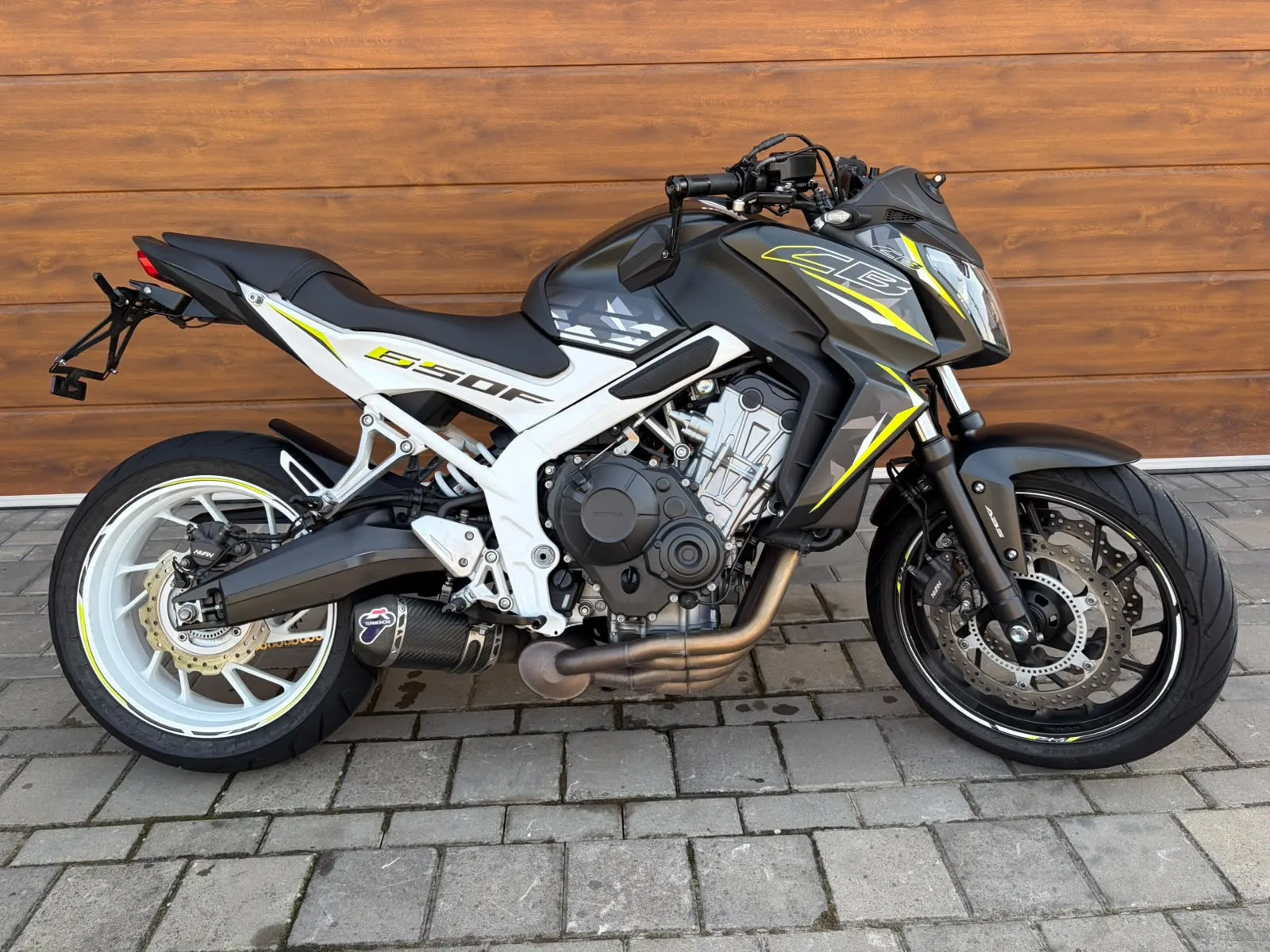 Honda CB650F ~rate fixe/garanție~